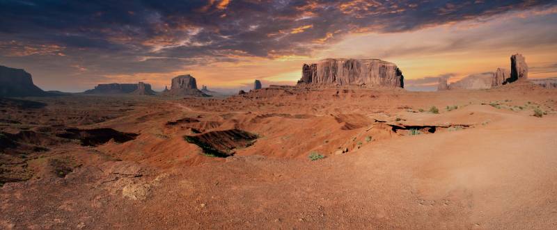 Monument valley usa national park splendid view amazing showing the state of wild of global warming on la usa national park