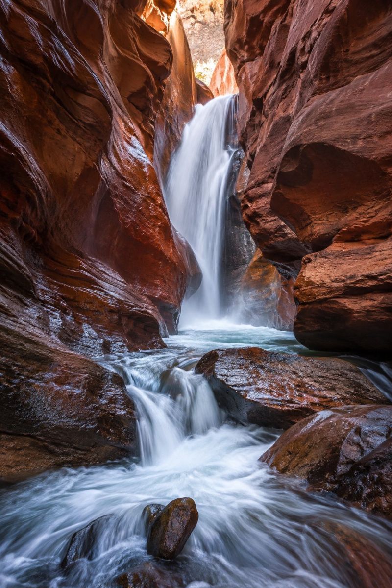 Cascade rouge canyon image picture photograph accurate picture amazing demonstrating the mischiefs wild of human activities on la cascade rouge canyon
