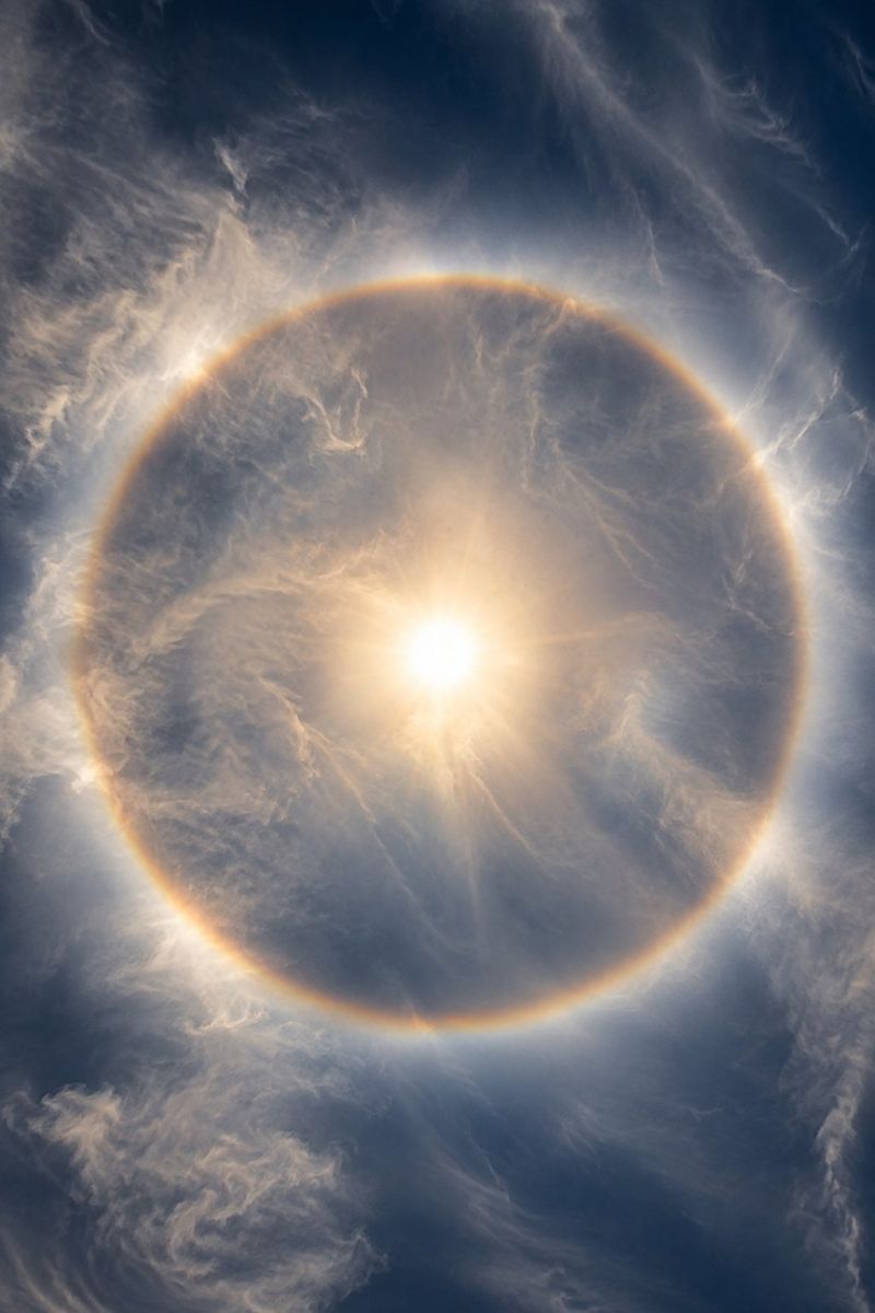 Halo solaire cristaux glace image picture accurate picture amazing demonstrating the mischiefs wild of human activities on la halo solaire cristaux glace